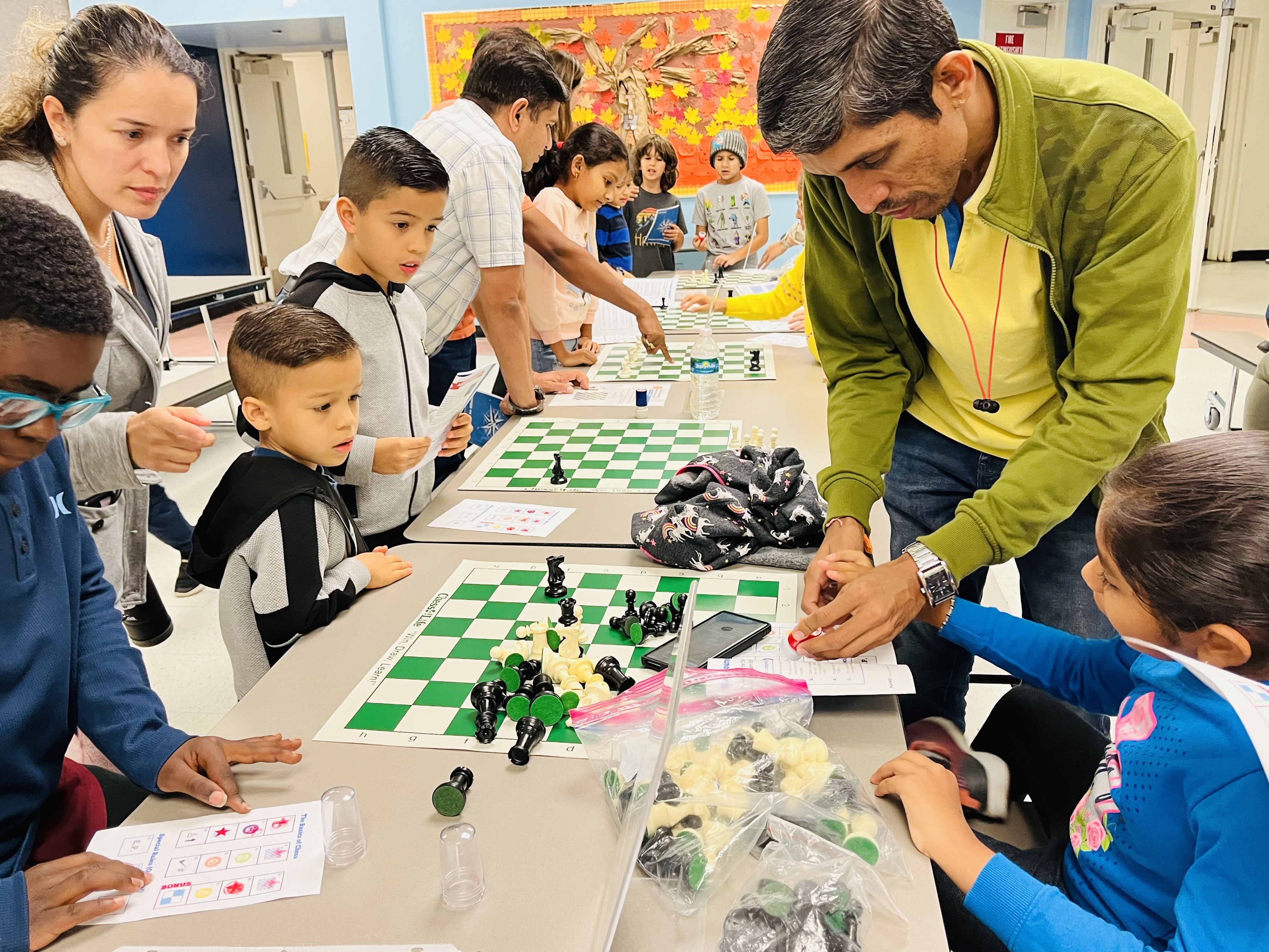 Families playing chess